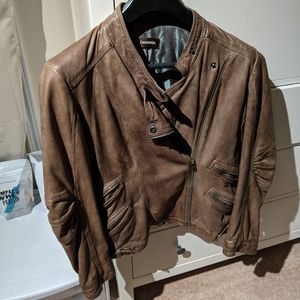 Danier Assymtrical ZIP LEATHER Jacket